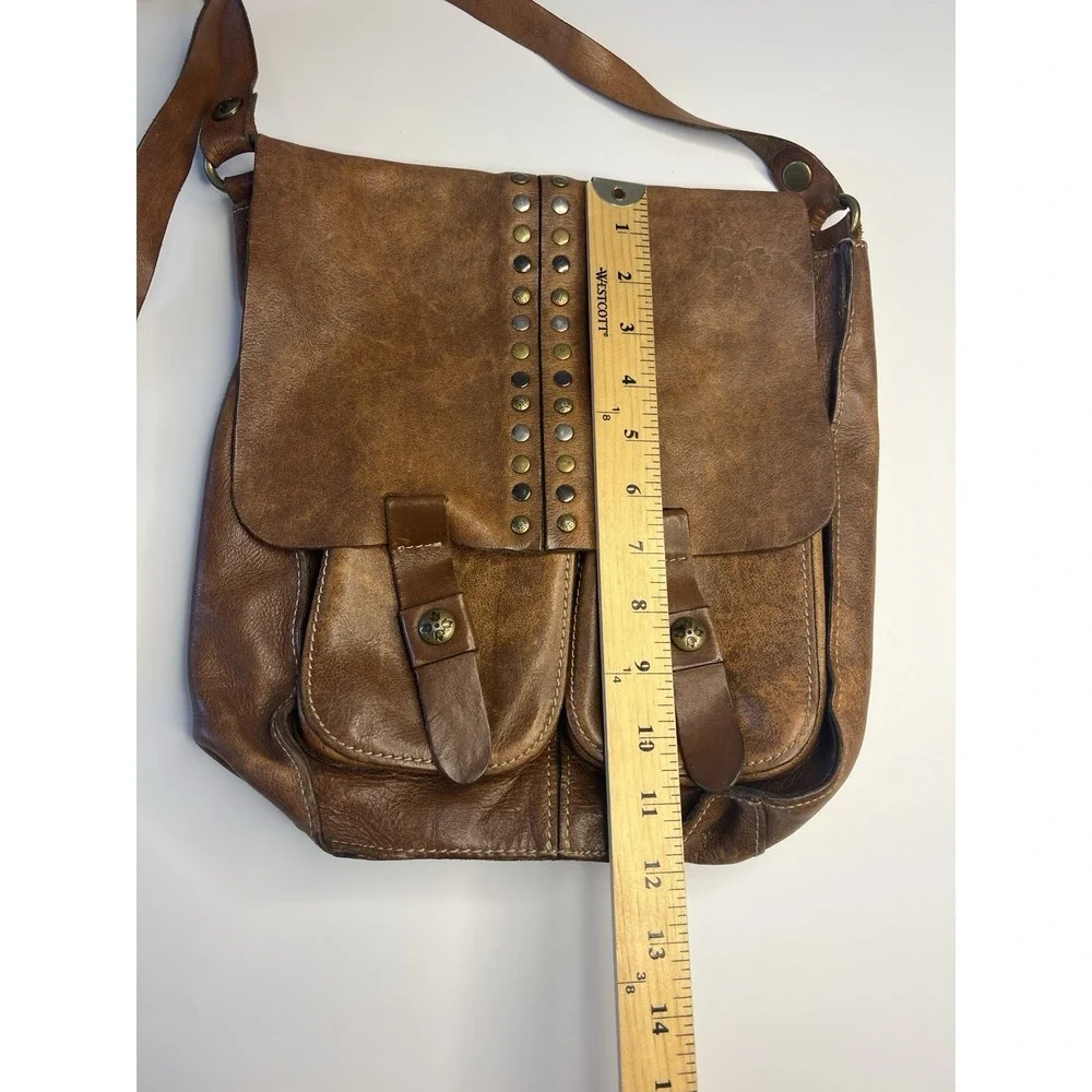 Patricia‎ Nash Stud Messenger Armeno Crossbody Camel Brown Bag Leather Purse